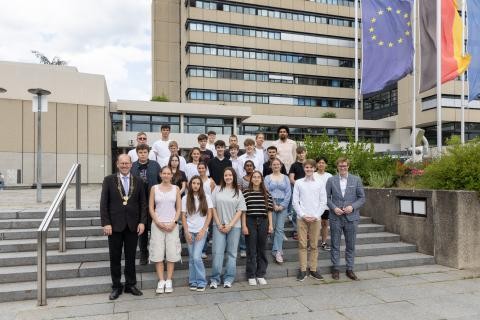 Der frisch gewählte JGR bei seiner Inamtsetzung 2025 Der frisch gewählte JGR bei seiner Inamtsetzung 2025